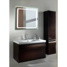 Квадратное зеркало с подсветкой в ванной Катро 60 см